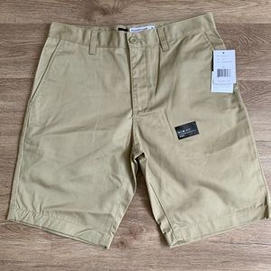 NWT CHINO SLIM FIT KHAKIS